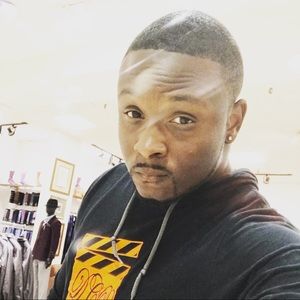 Meet your Posher, Dennis